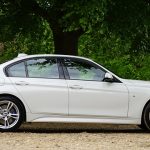車のボディがへこんでいても、車検は通せる?